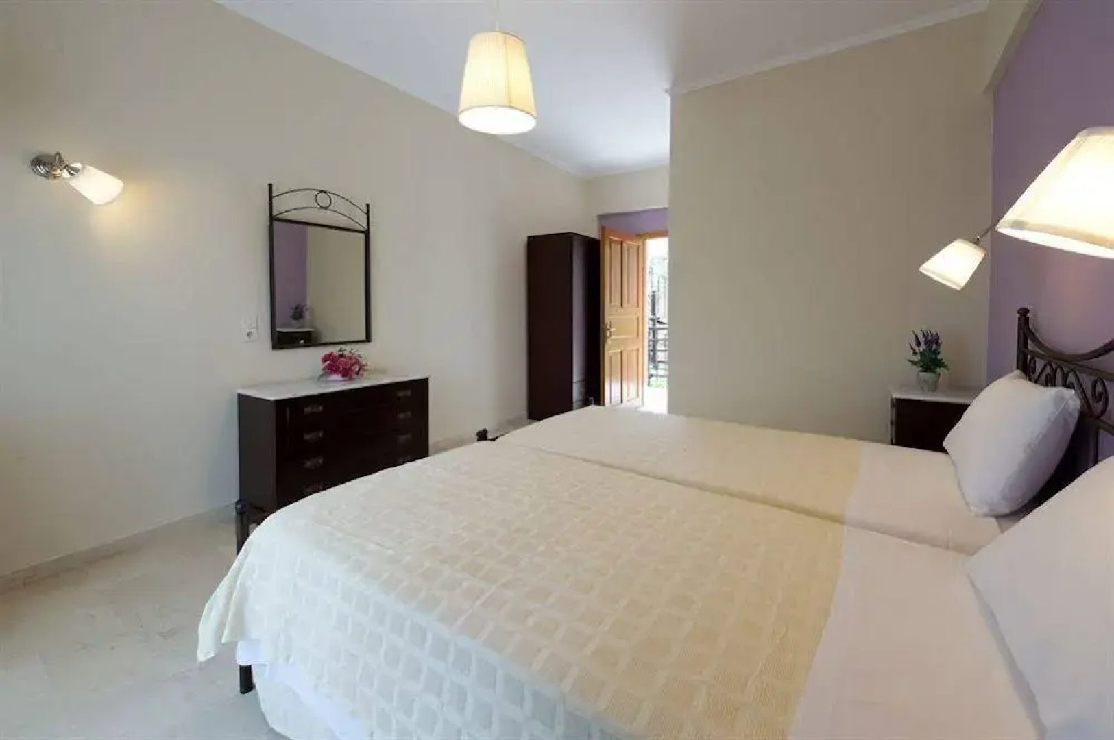 Vassilis Guest House