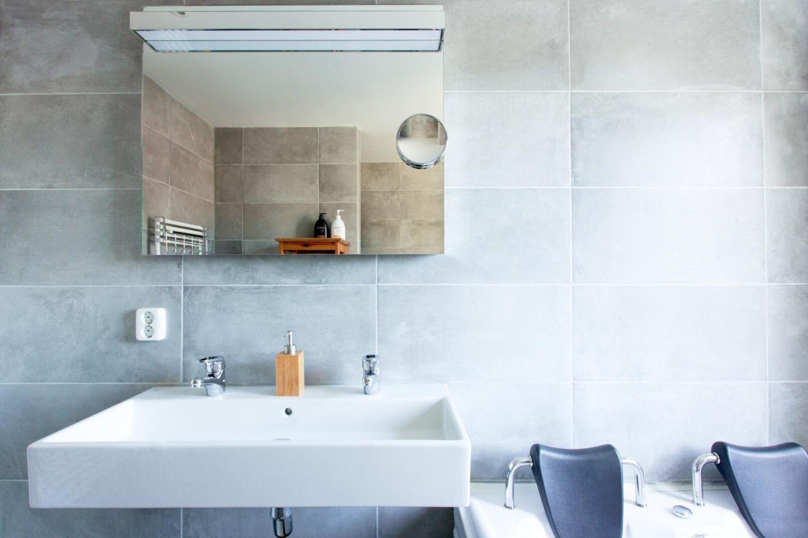 Charming Villa Near Maastricht and Hillside