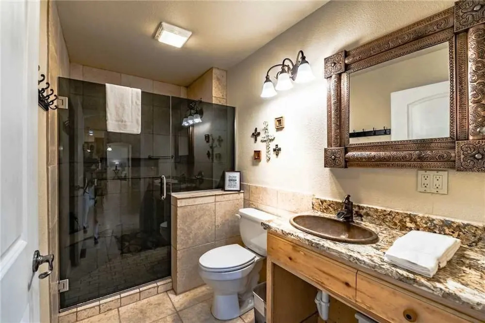 Little Creek Retreat - Four Bedroom Cabin with Hot Tub