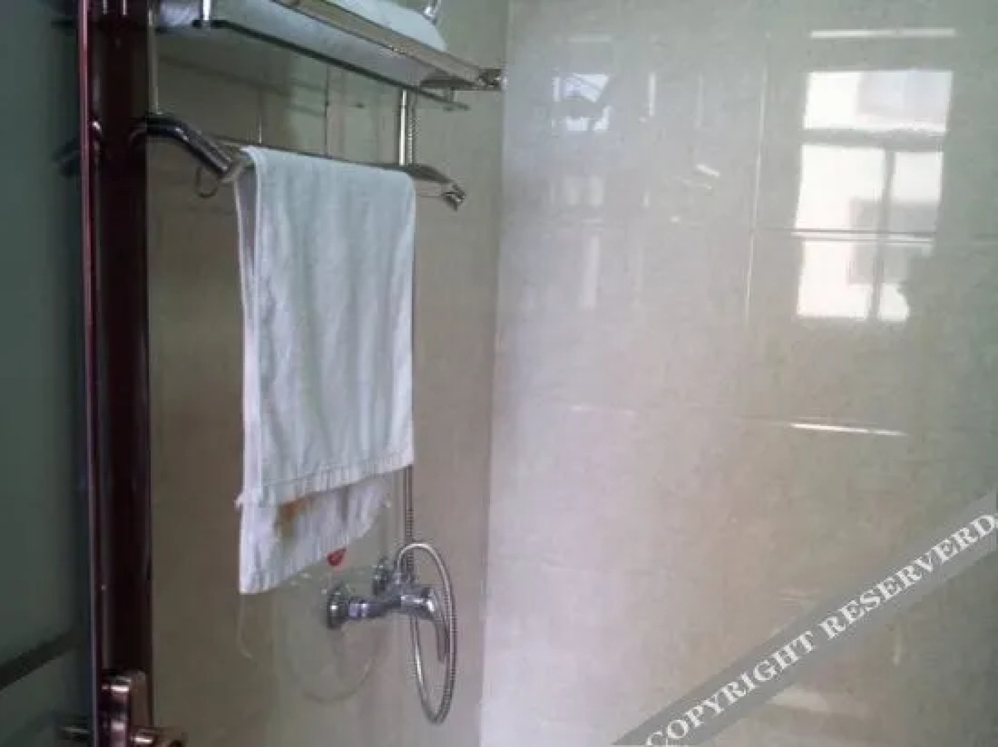 Yijia Business Hotel