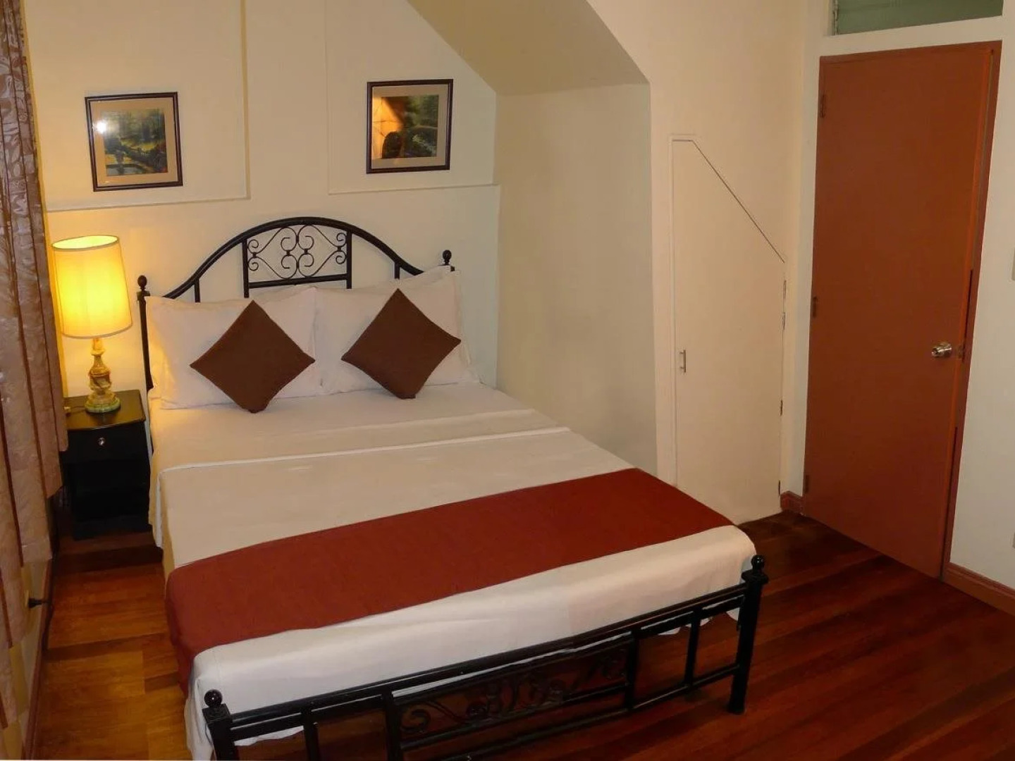 1775 Adriatico Suites