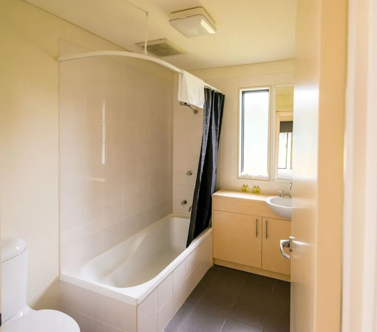 Pedder Wilderness Lodge