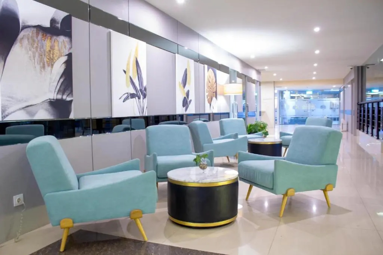 Nevada Ketapang Hotel