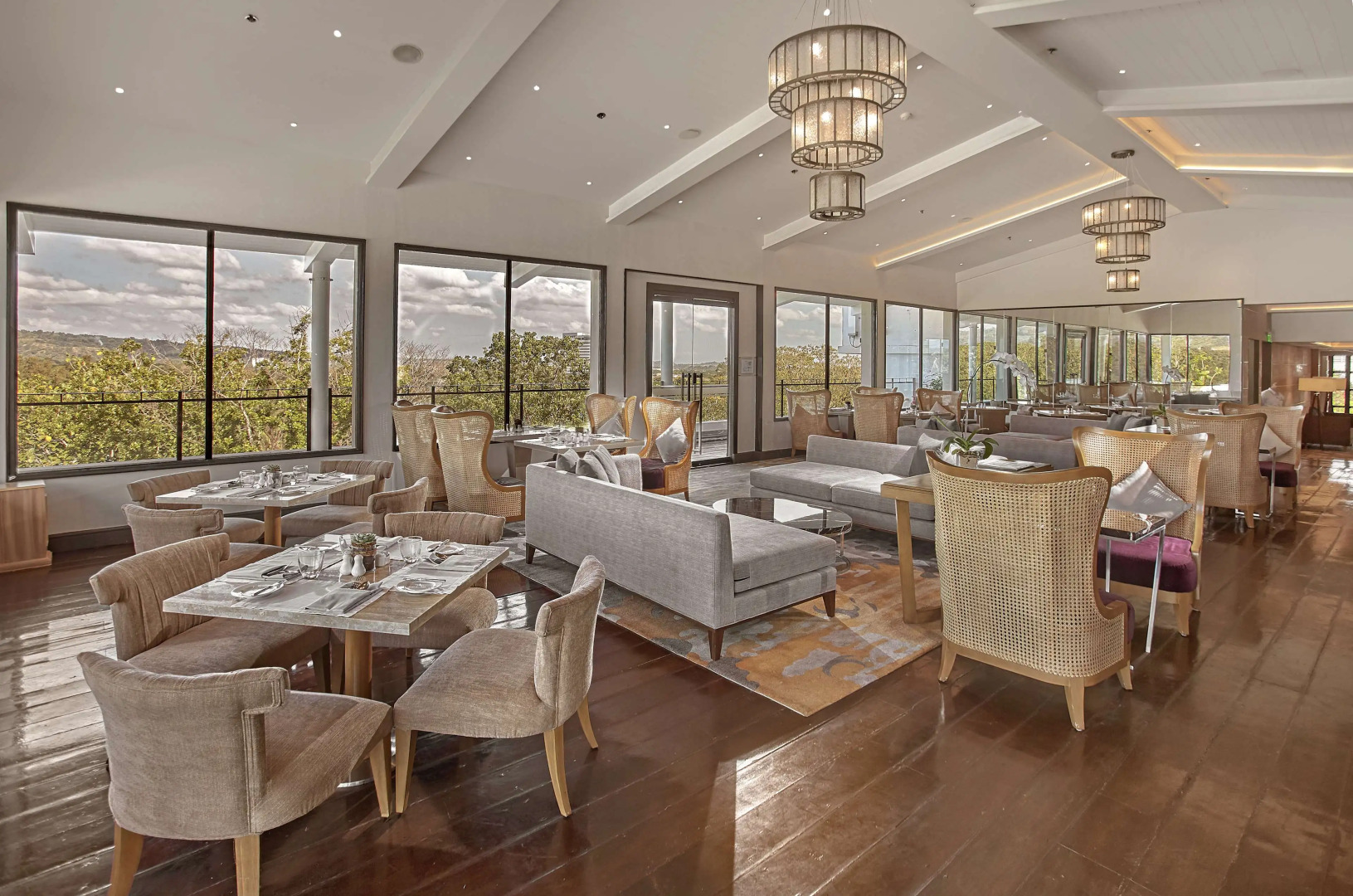 Quest Plus Conference Center, Clark