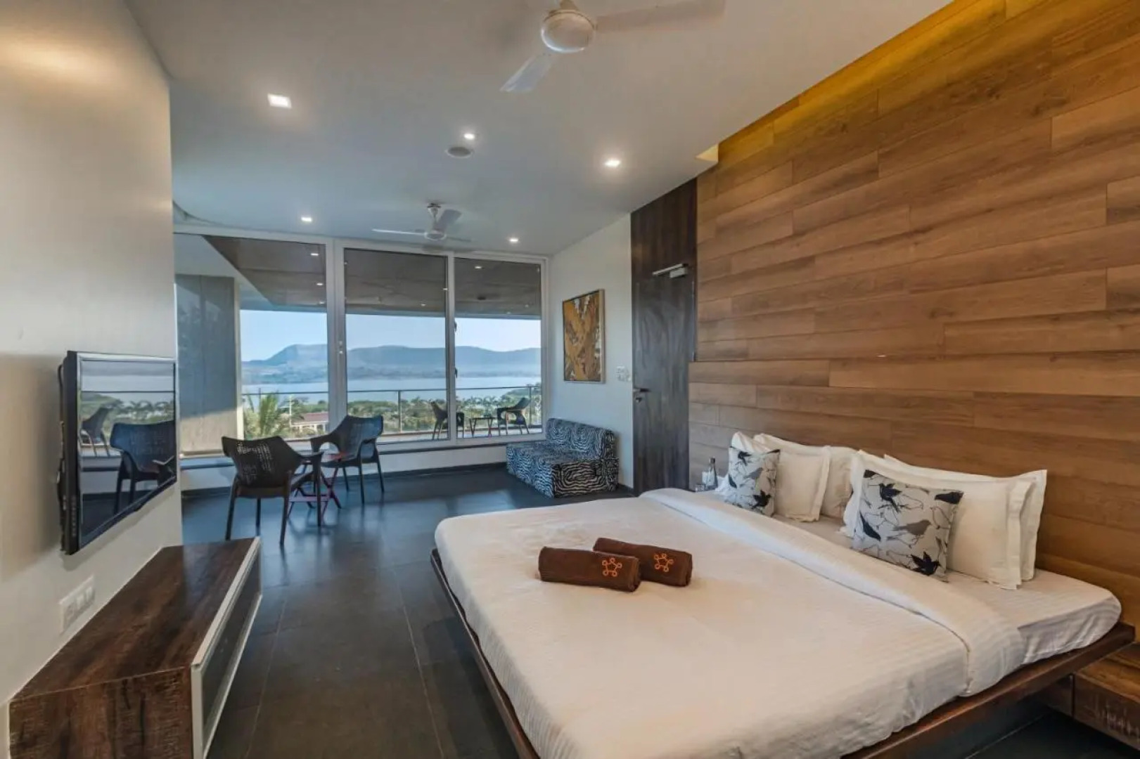 SaffronStays Jannat 100 Percent Pet-friendly villa, Igatpuri