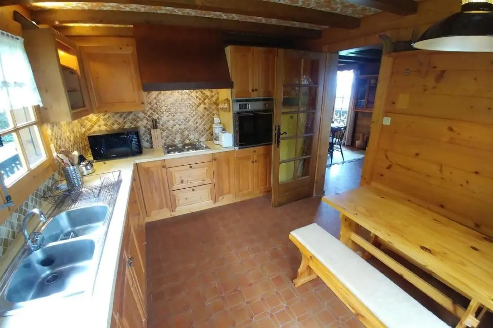 Chalet paisible dans la nature avec belle vue sur le lac Léman