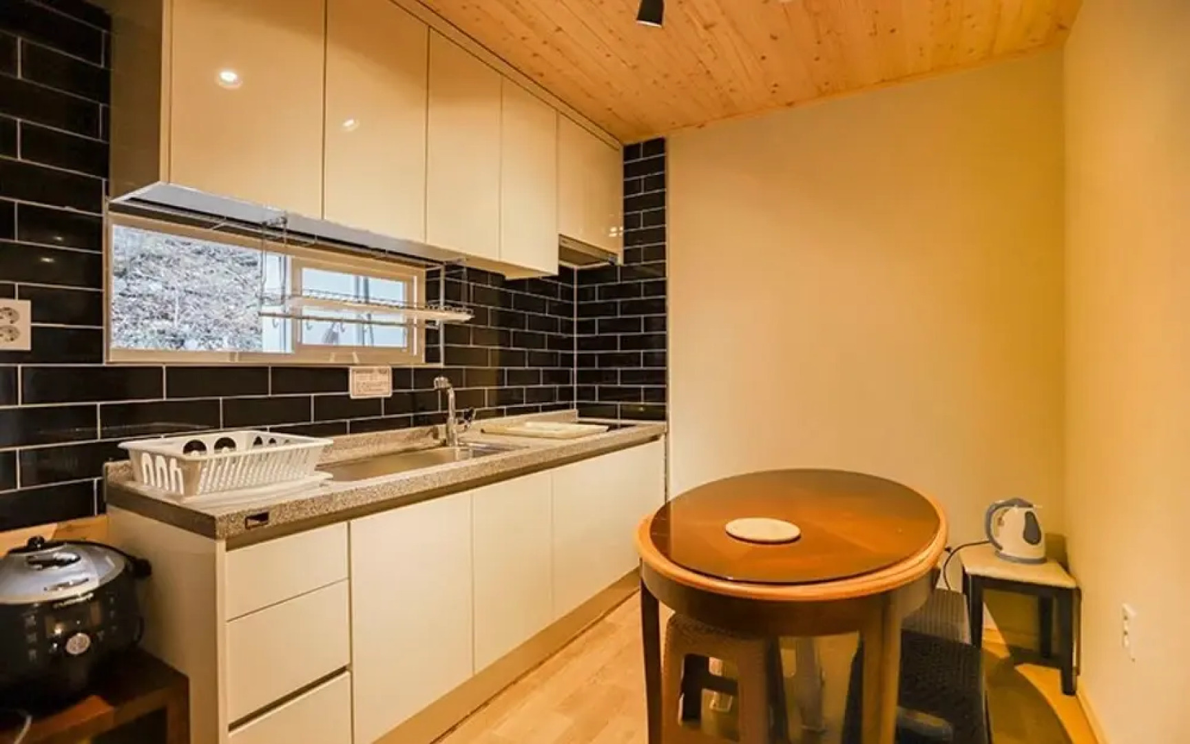 Inje Baekdam Rainbow Pension