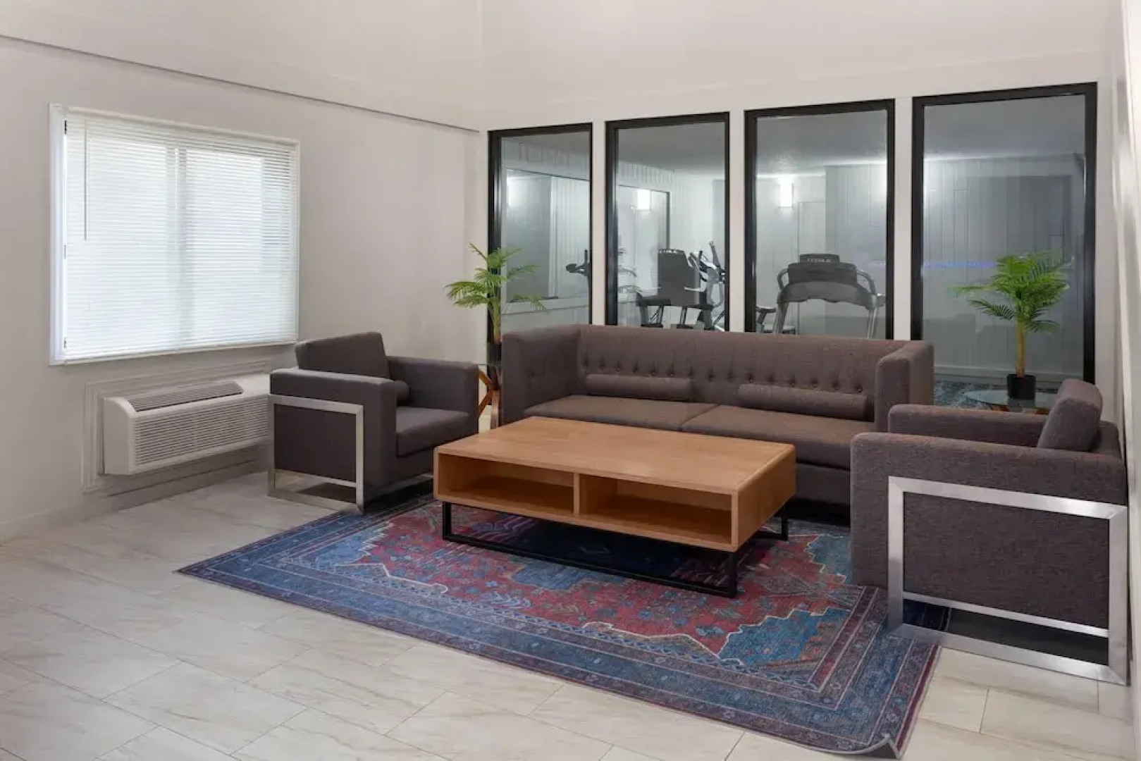 Super 8 Oshkosh Airport