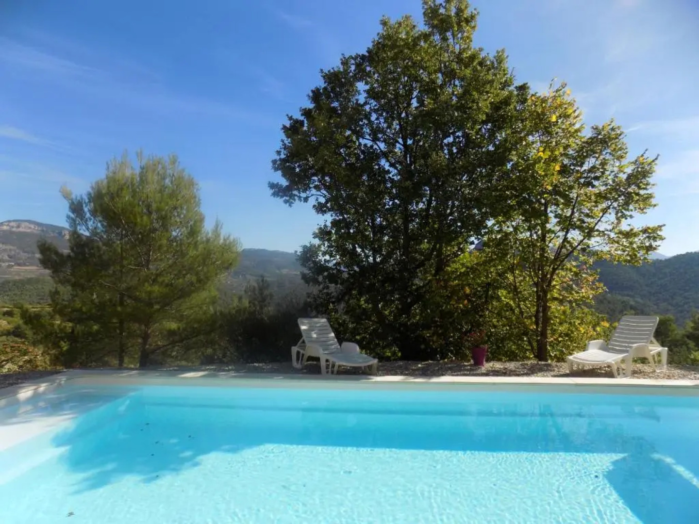 Le Mas des Eglantiers