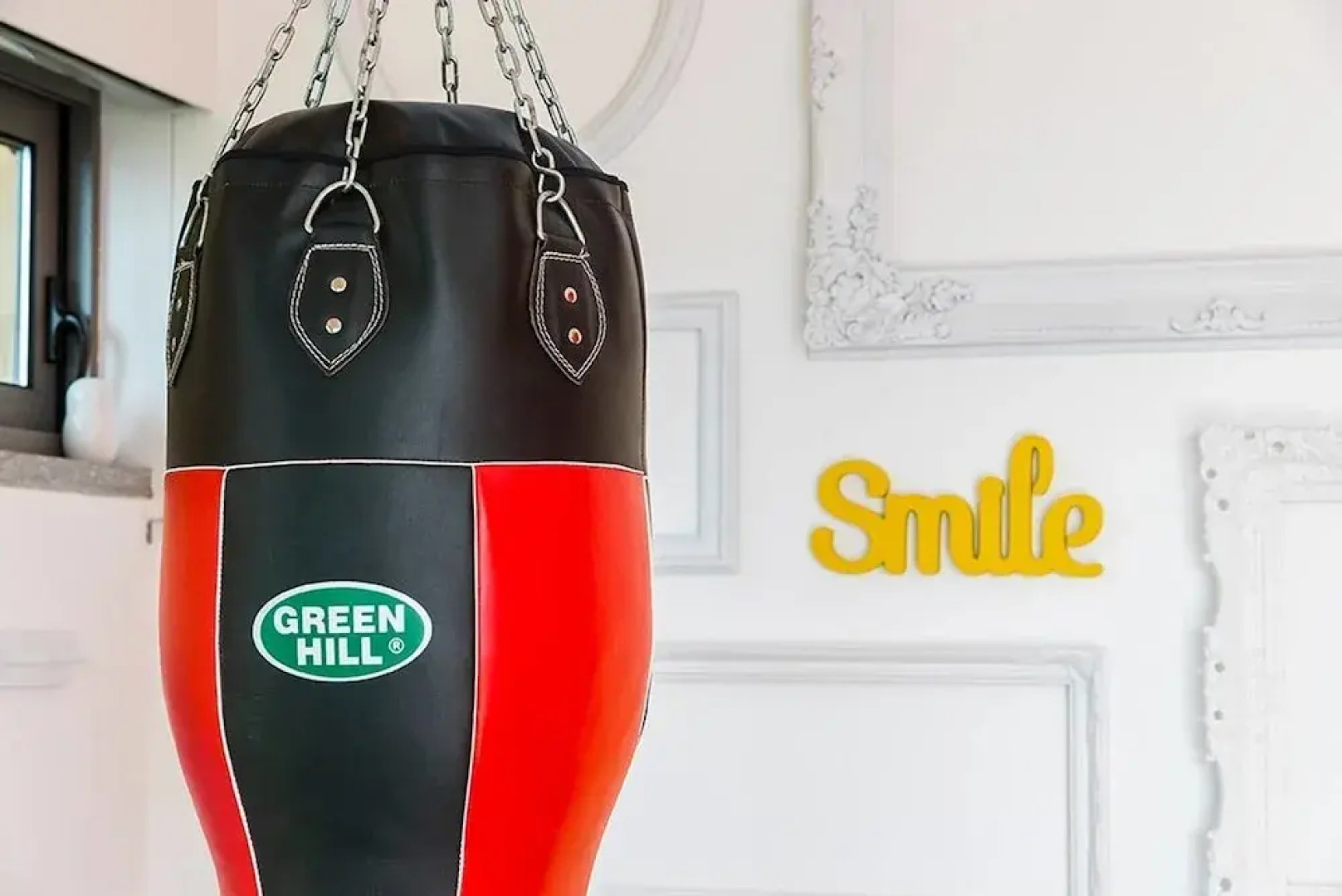 Luxury Italian Lakes Villa With Private Pool, Gym, Bbq, Wifi, Lake Views