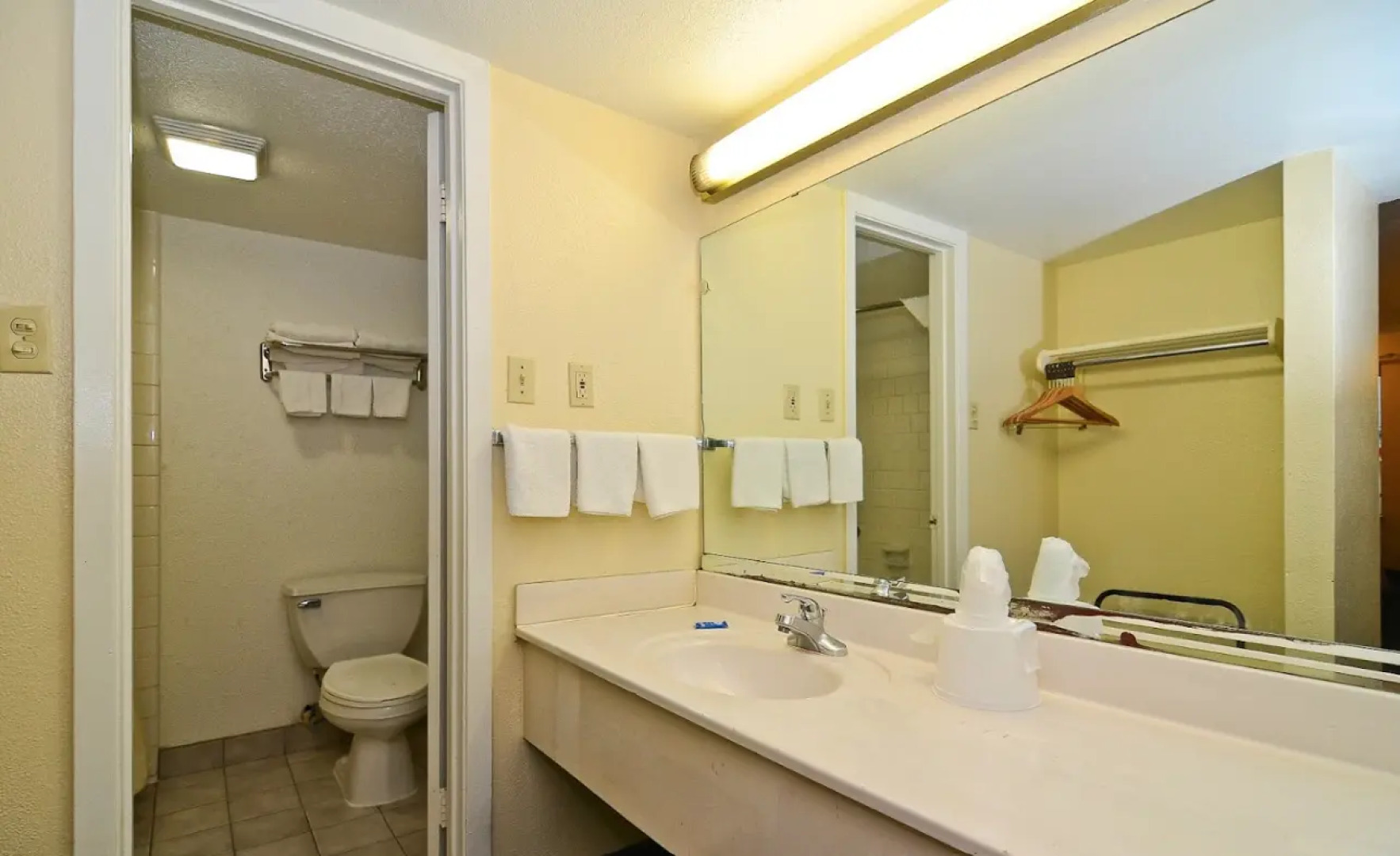 Americas Best Value Inn Beaumont, TX