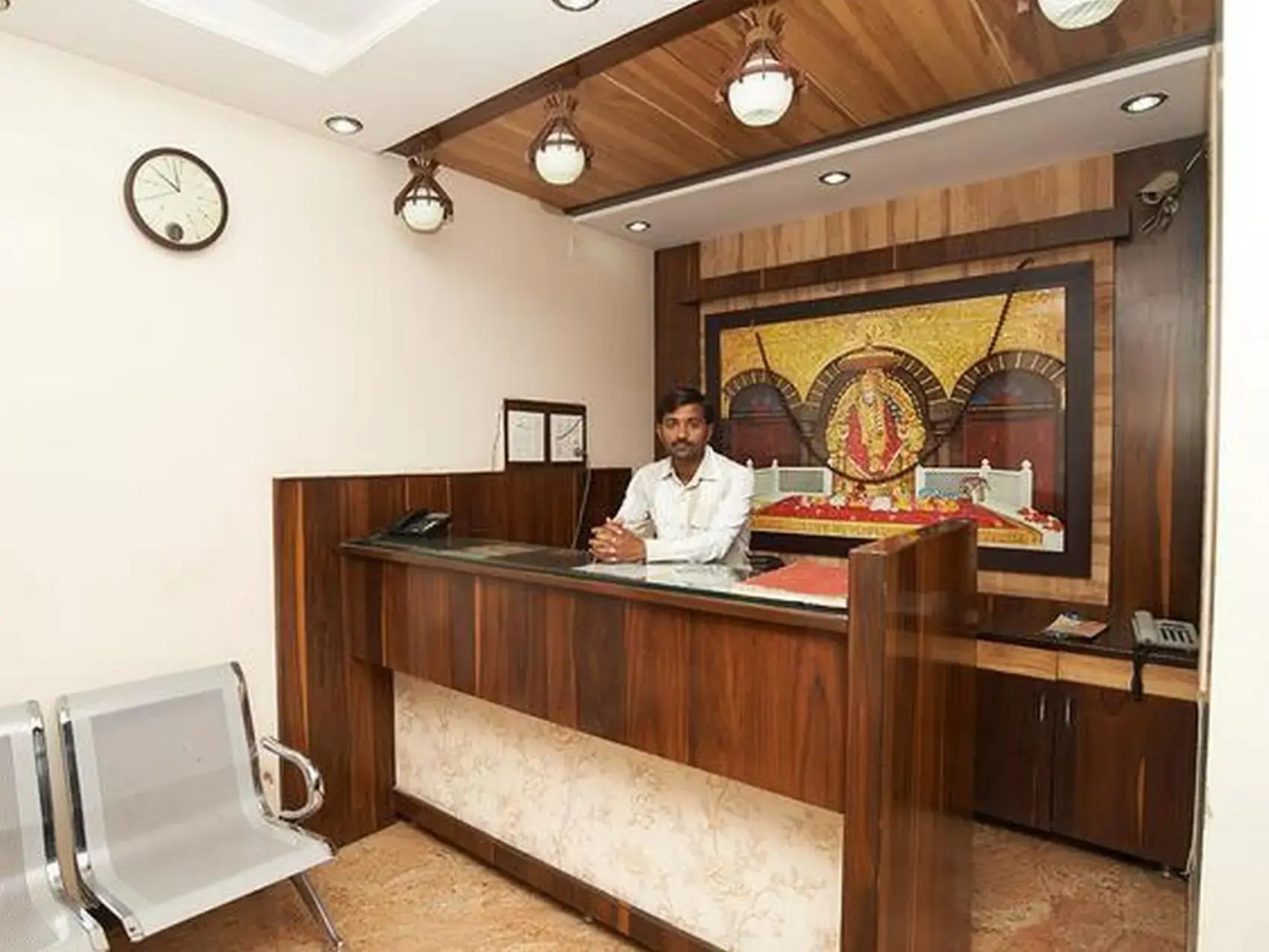 Hotel Saivishwakarma Palace