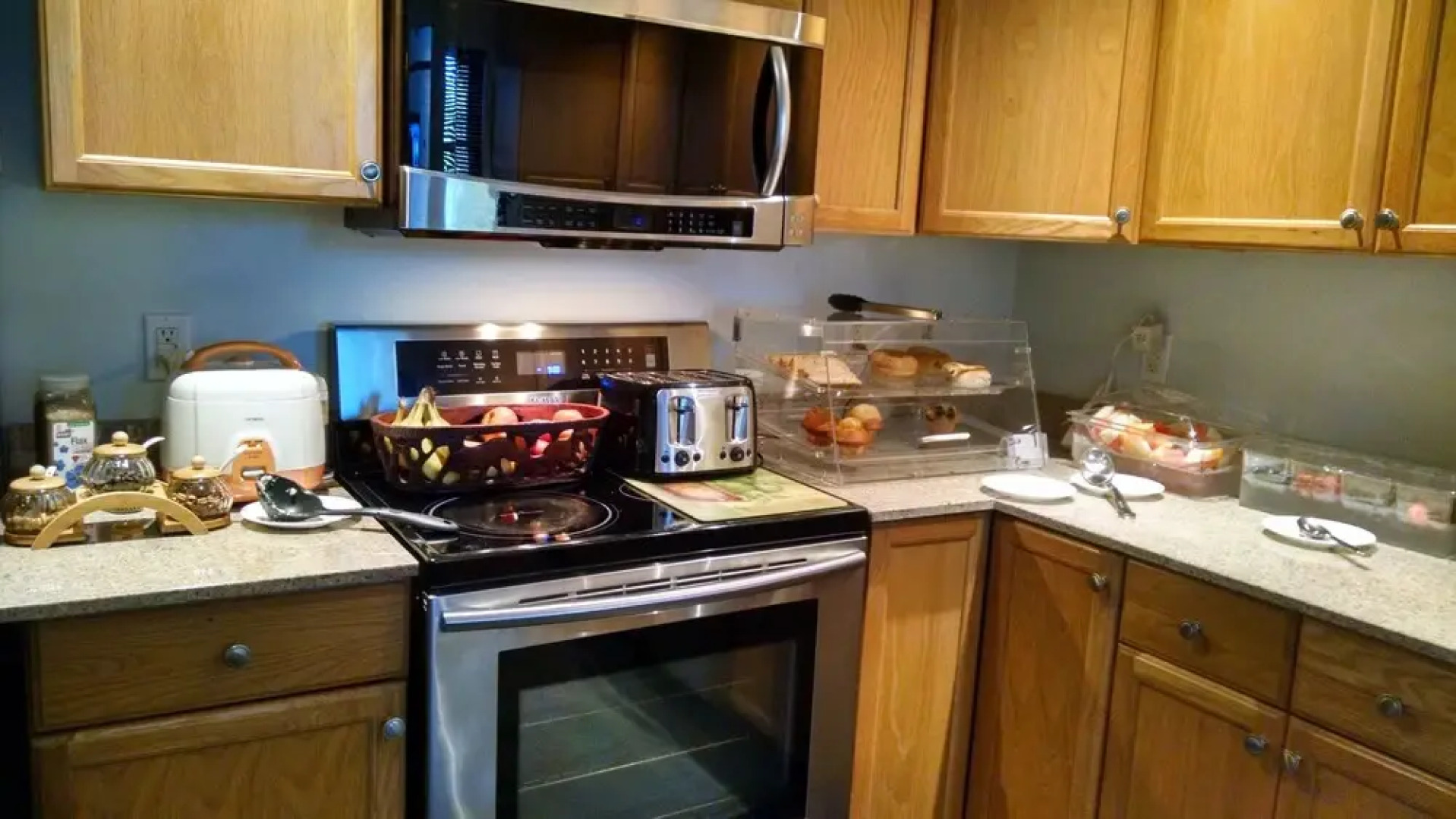 Murray Inn and Art Gallery