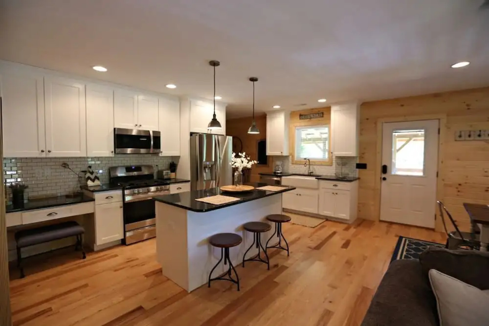 Dillingham Dacha - 2 Br Home