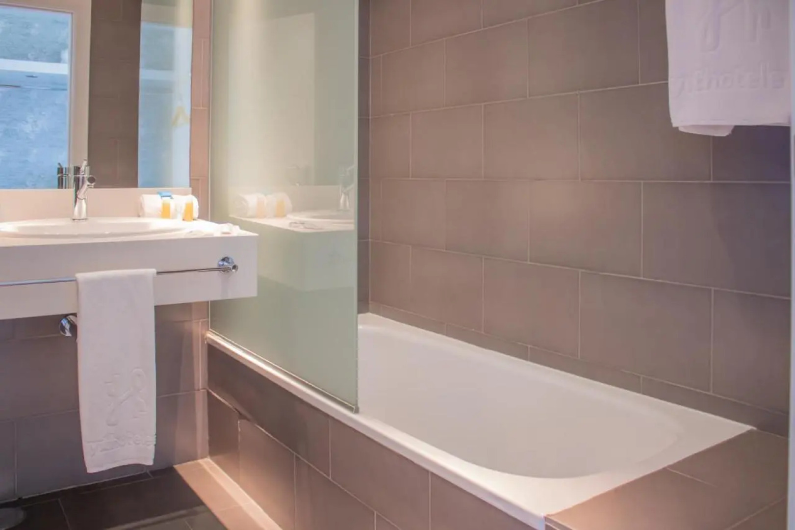 Hotel YIT Vía Sevilla Mairena