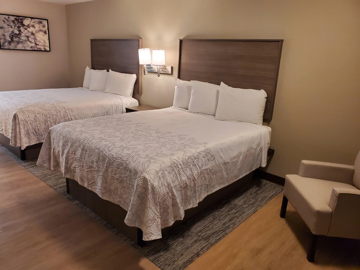 Red Roof PLUS+ Chula Vista