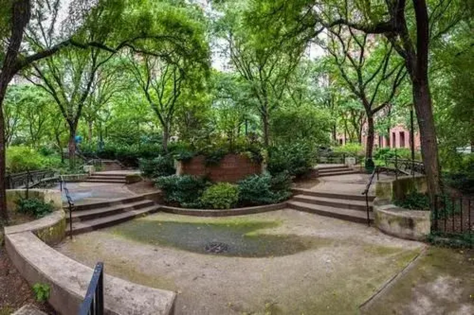 Midtown East 35th Street Best Location