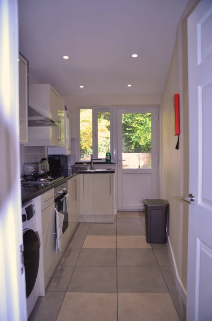 People Boxes Apartments - 18 Rookwood