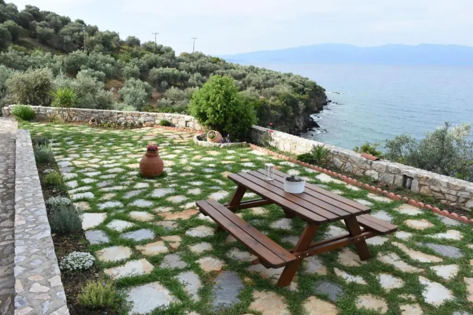 Aphrodite , Charming apt with stunning view!