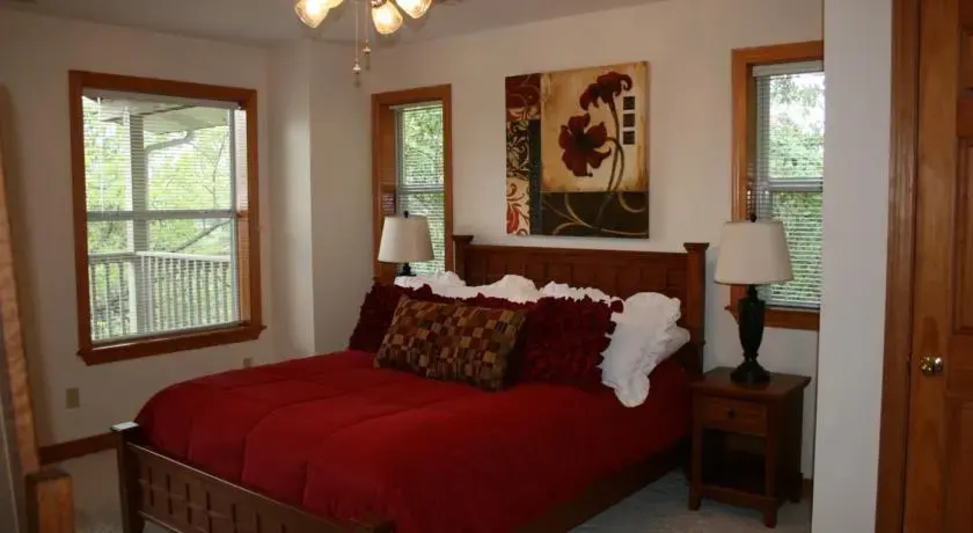 Serenity Hilltop Retreat