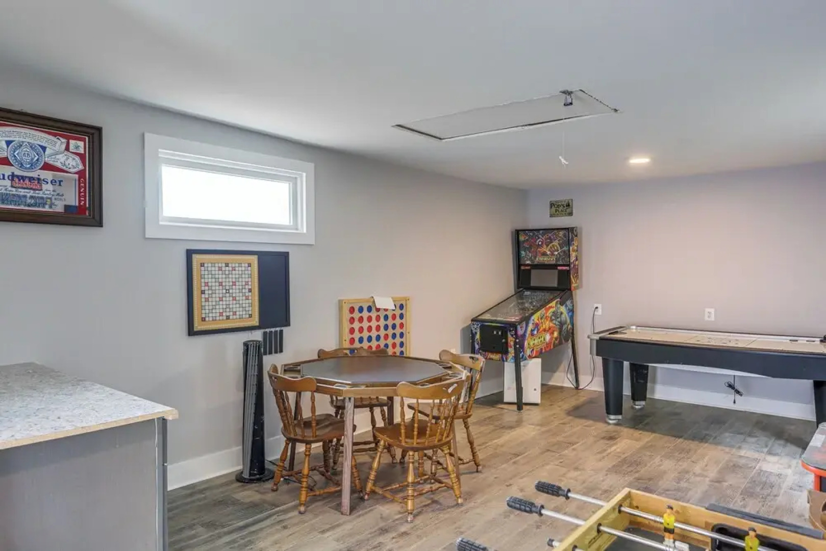 3 Mi to Cedar Point: Sunny Sandusky Home w/ Yard