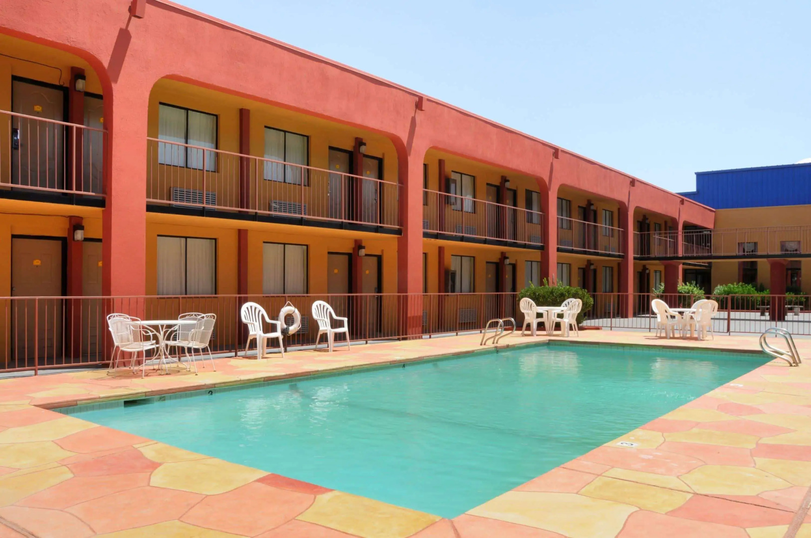 Days Inn by Wyndham Midland