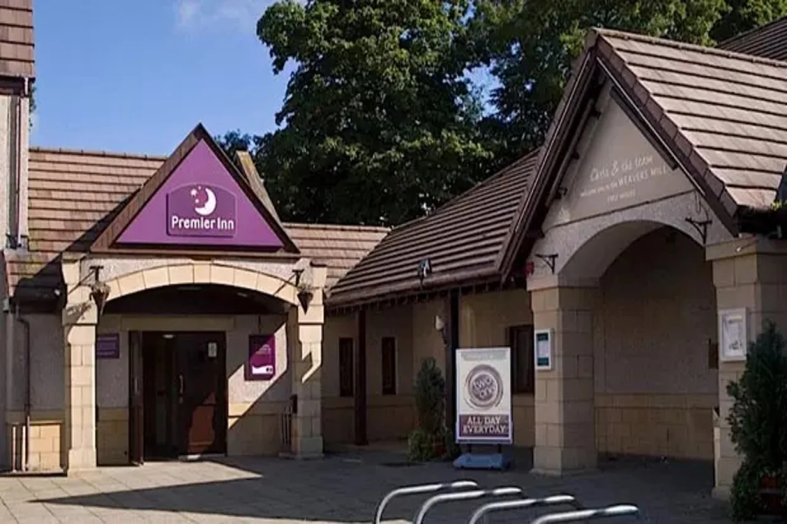 Premier Inn Dundee North