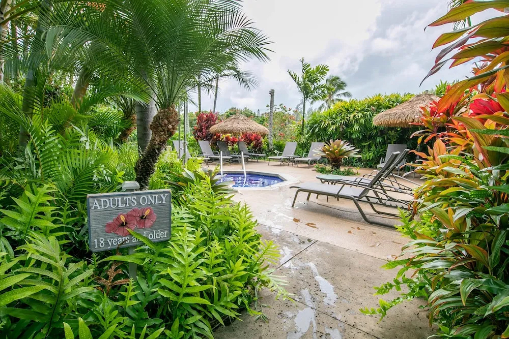 Cliffs 5205 1 Bedroom Condo by RedAwning