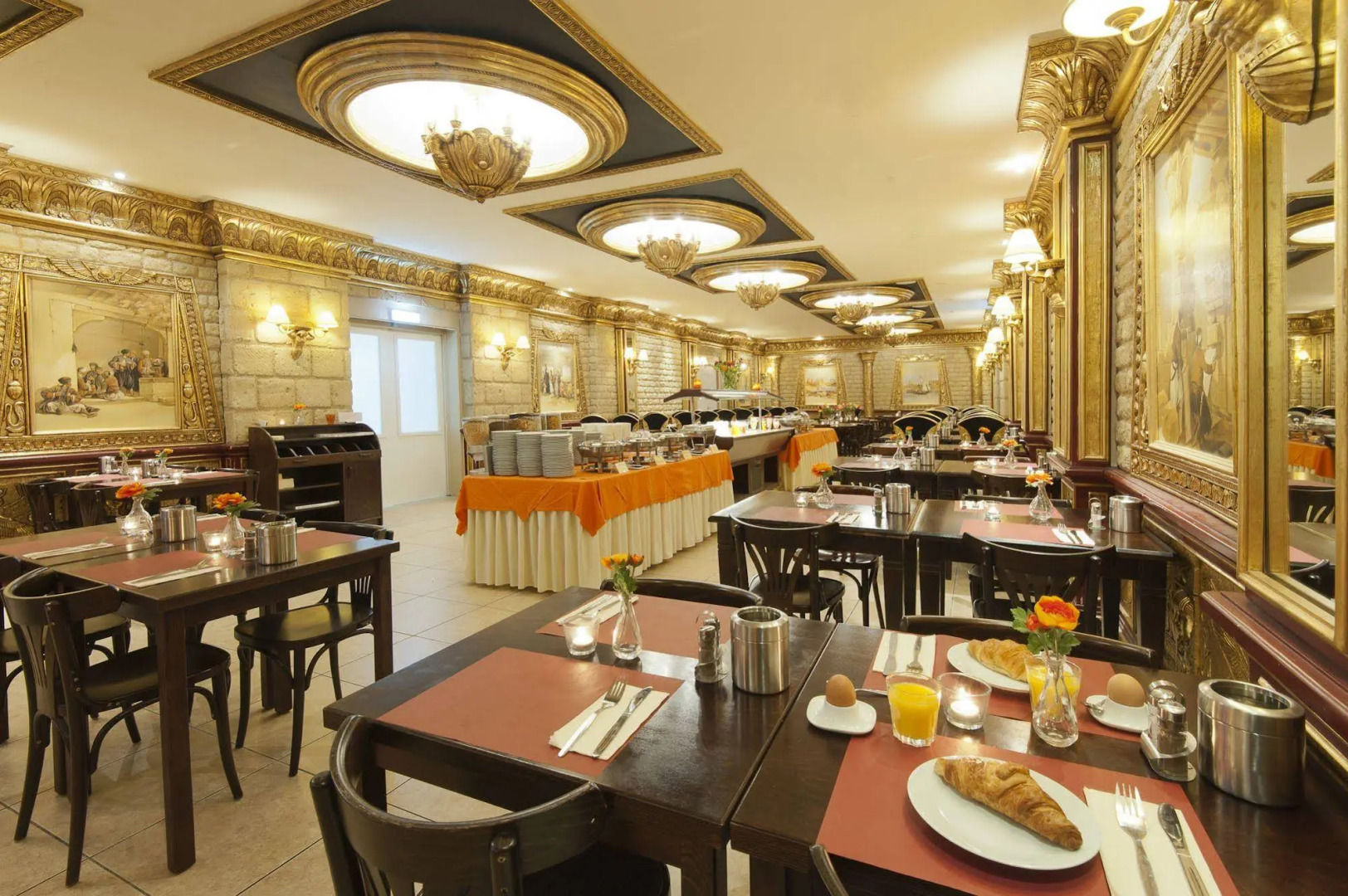 Ambassador City Centre Hotel