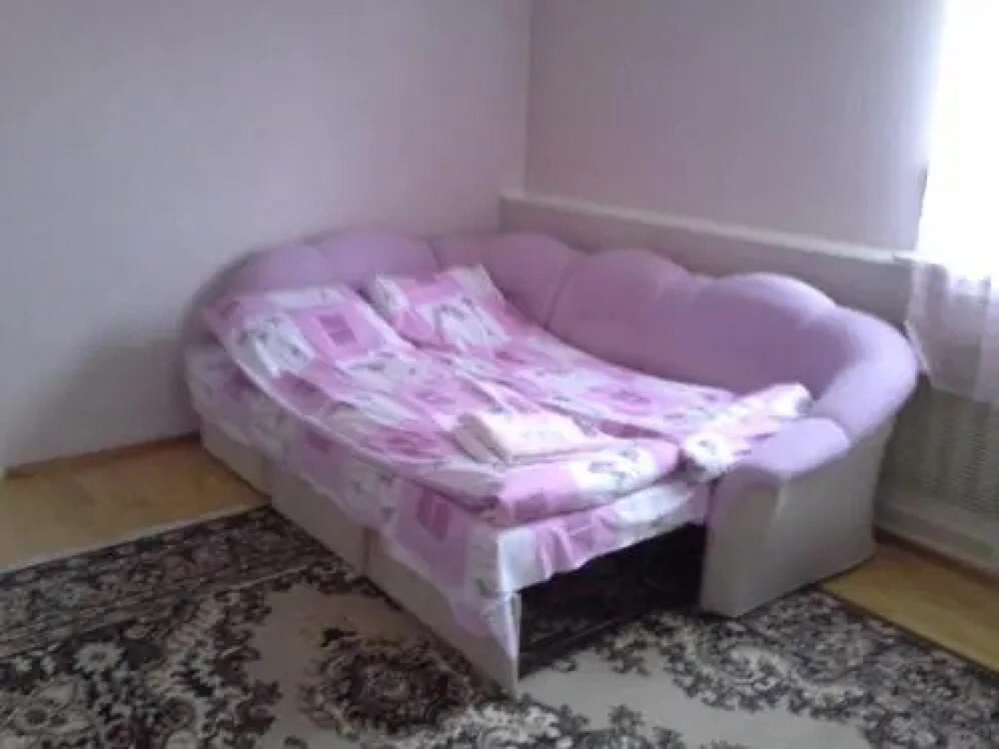 Guest House v Petrovskom