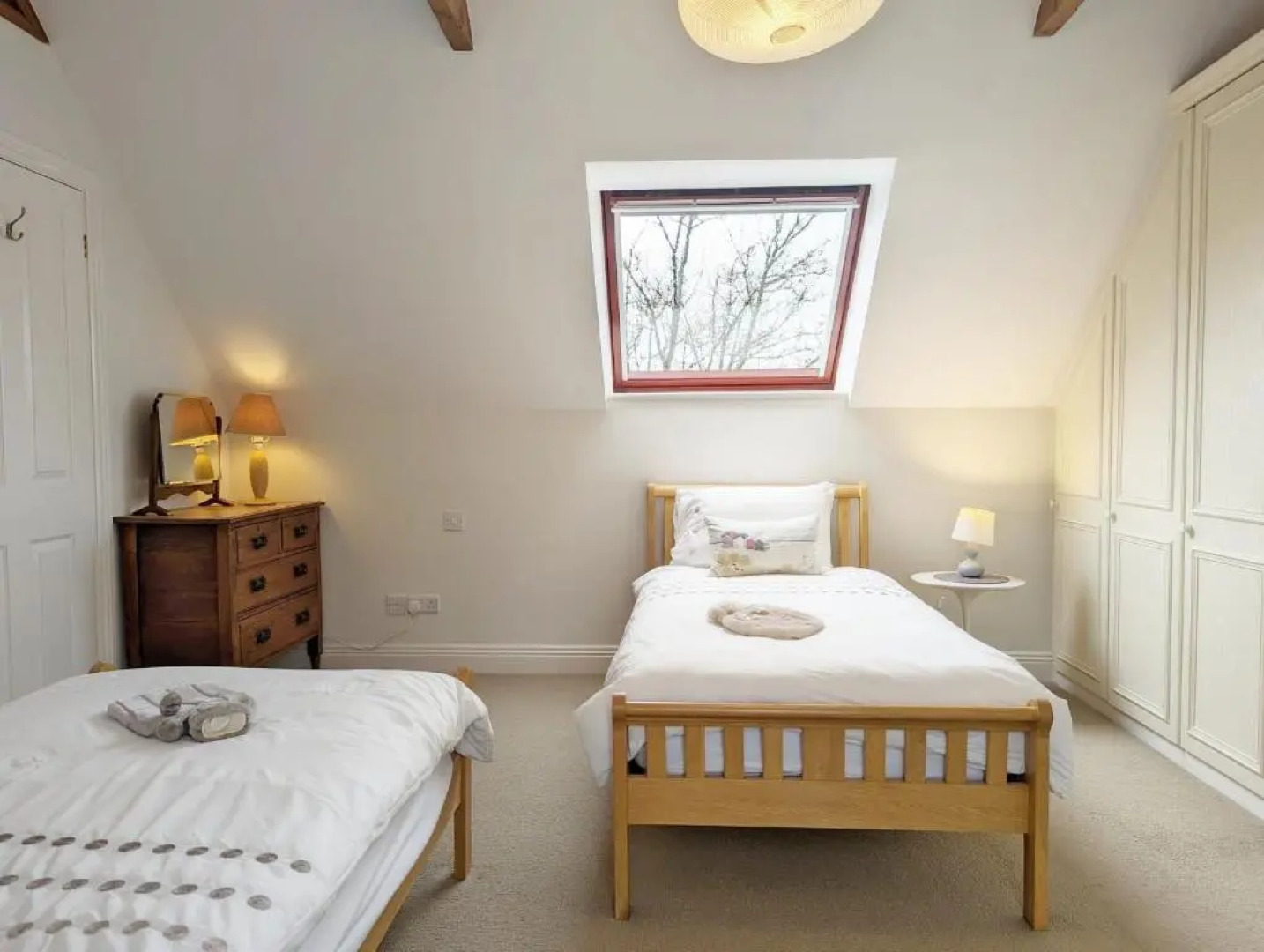 Old Lock Cottage, Birdham 397455