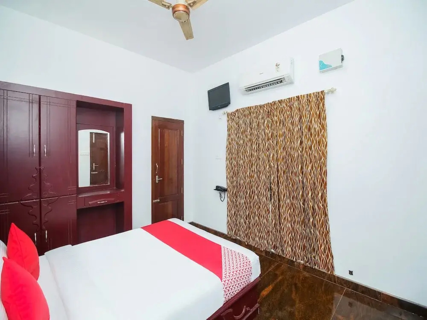 OYO 38124 Vivek Sagara Beach Resort