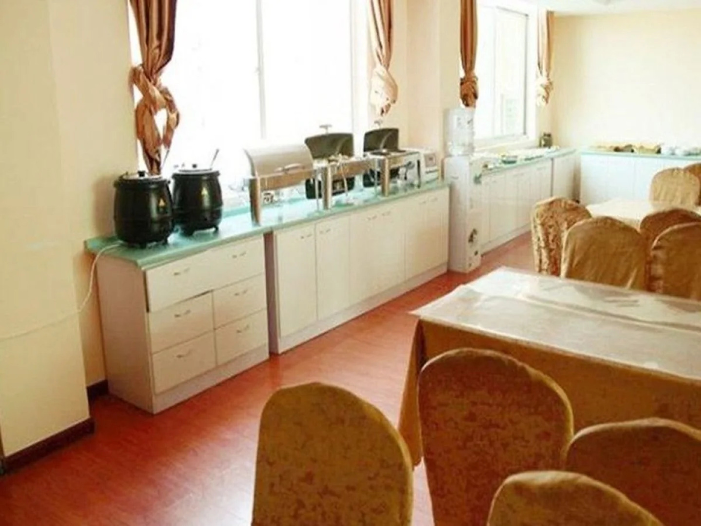 GreenTree Inn Shandong Weihai Rushan Century Avenue Express Hotel