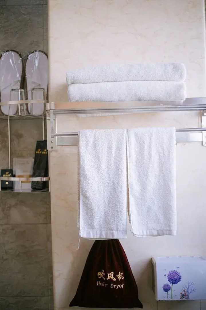 Pingyao Ju Yuan Ge Inn