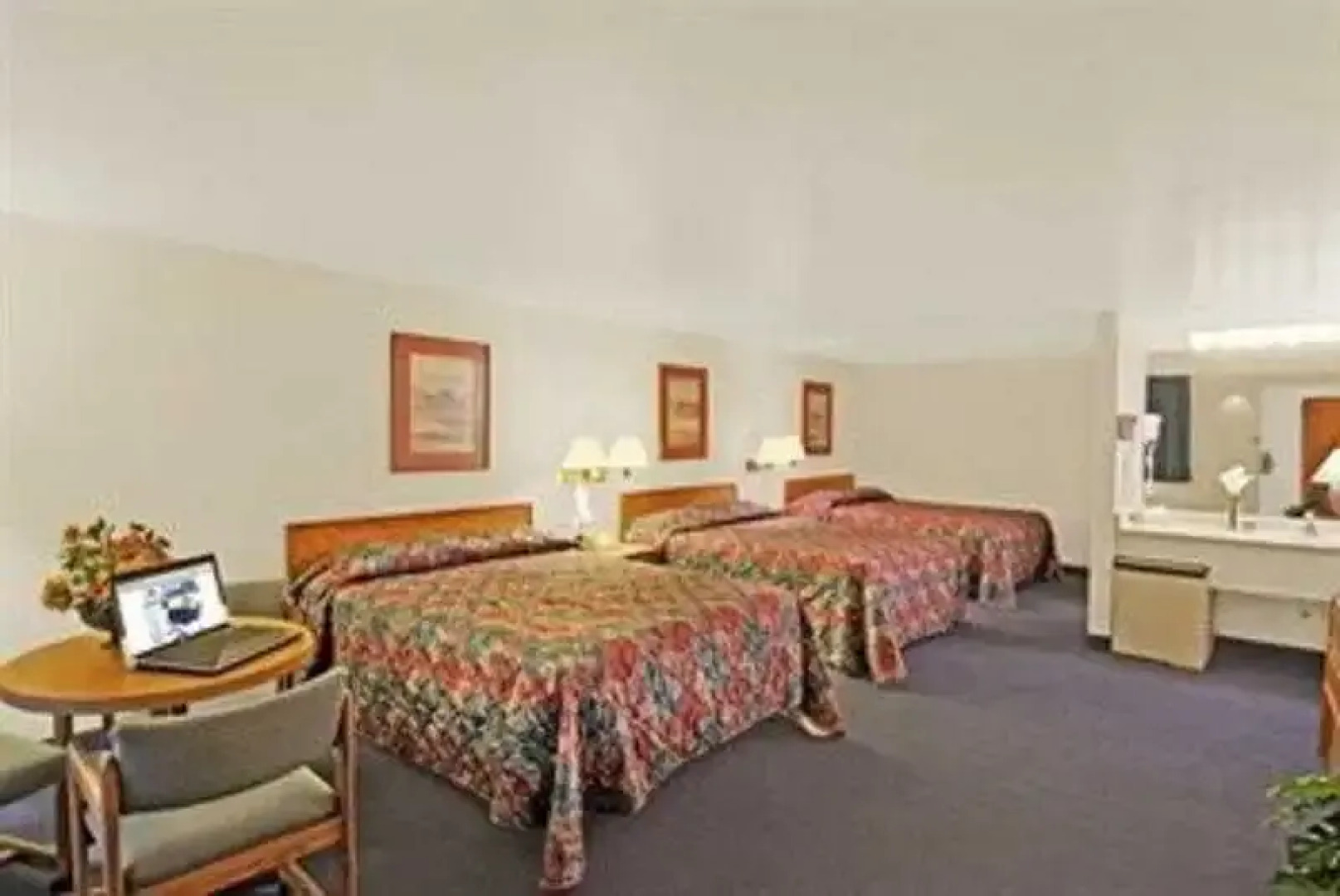 Americas Best Value Inn & Suites Boulder