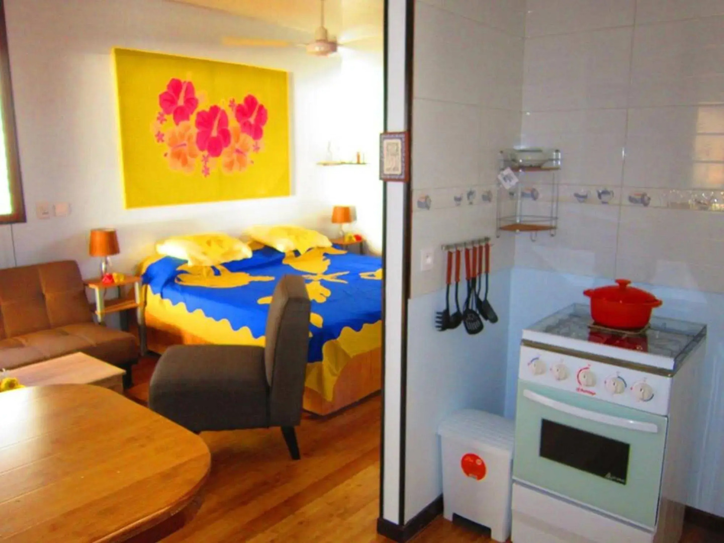 Tahiti Surf Beach Paradise