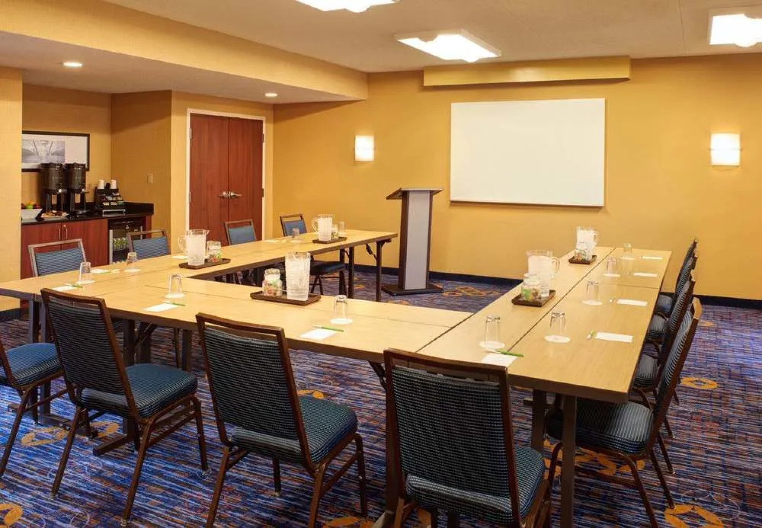 Courtyard Detroit Dearborn