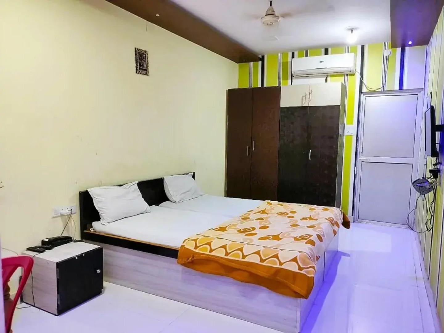 Hotel Madhuwan Heights