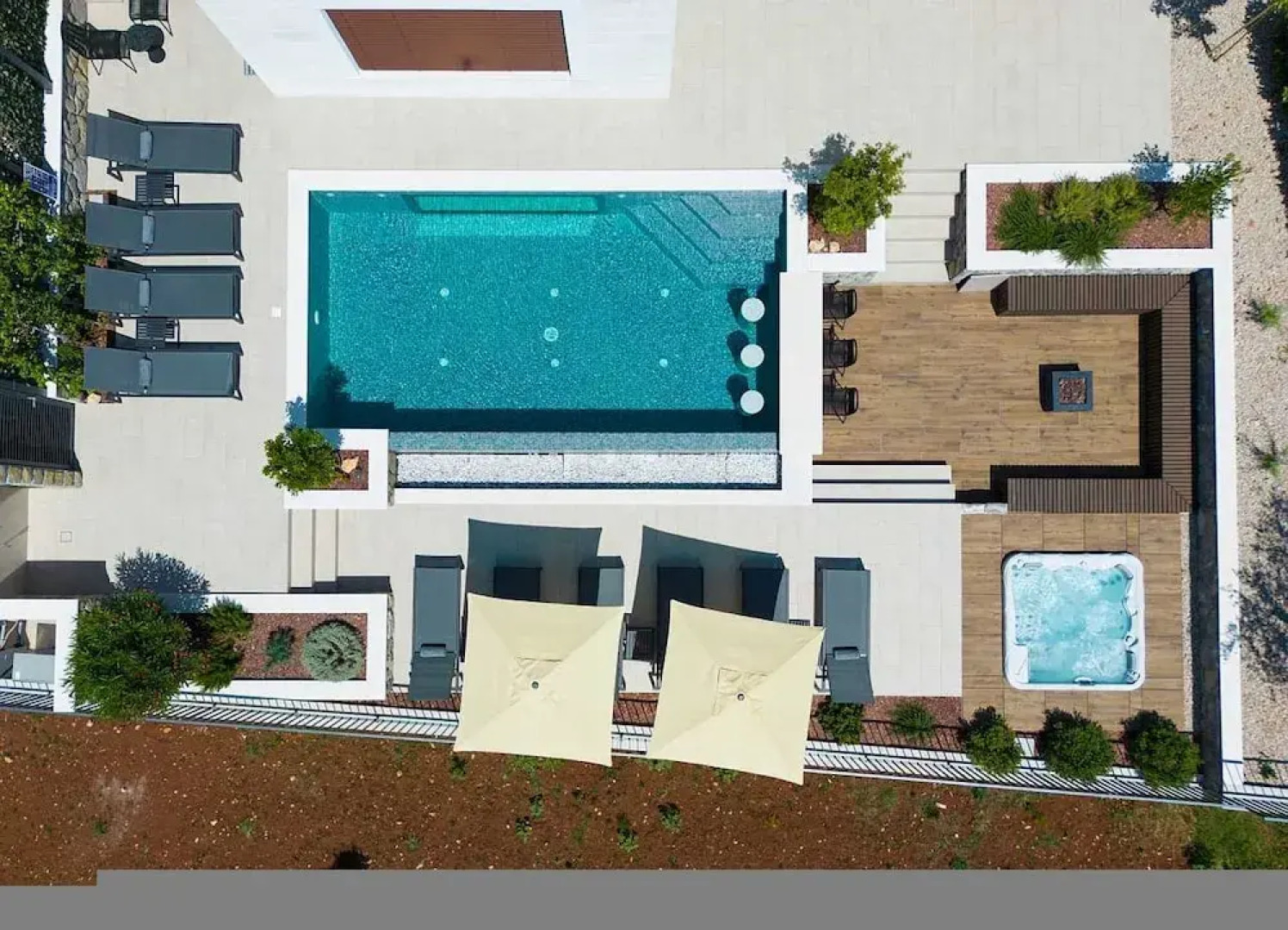 Villa Lord With Heated Pool Jacuzzi and Sauna