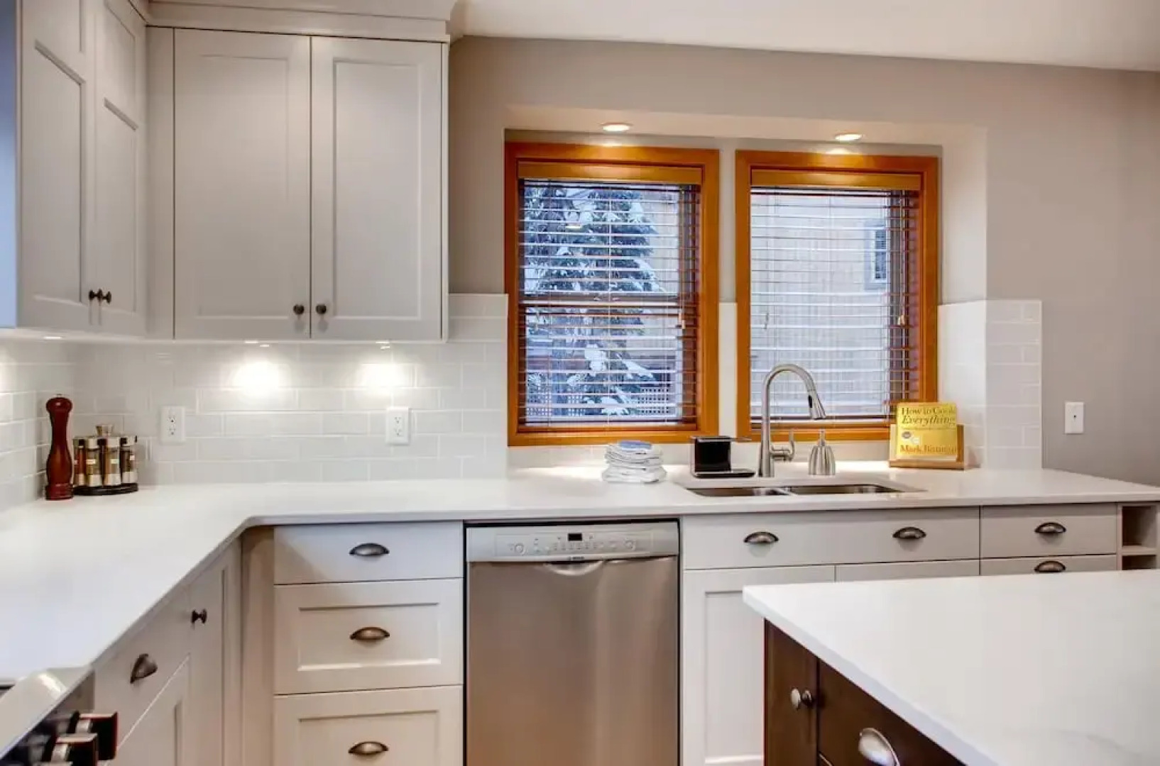 385 Moonshine Crescent by Okanagan Premier