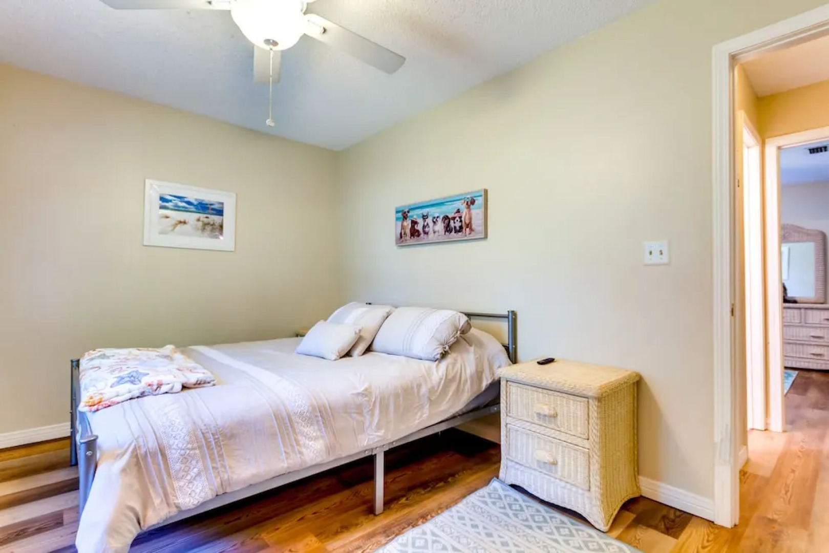 Gulf Breeze Oasis w/ Patio, Grill & Beach Chairs