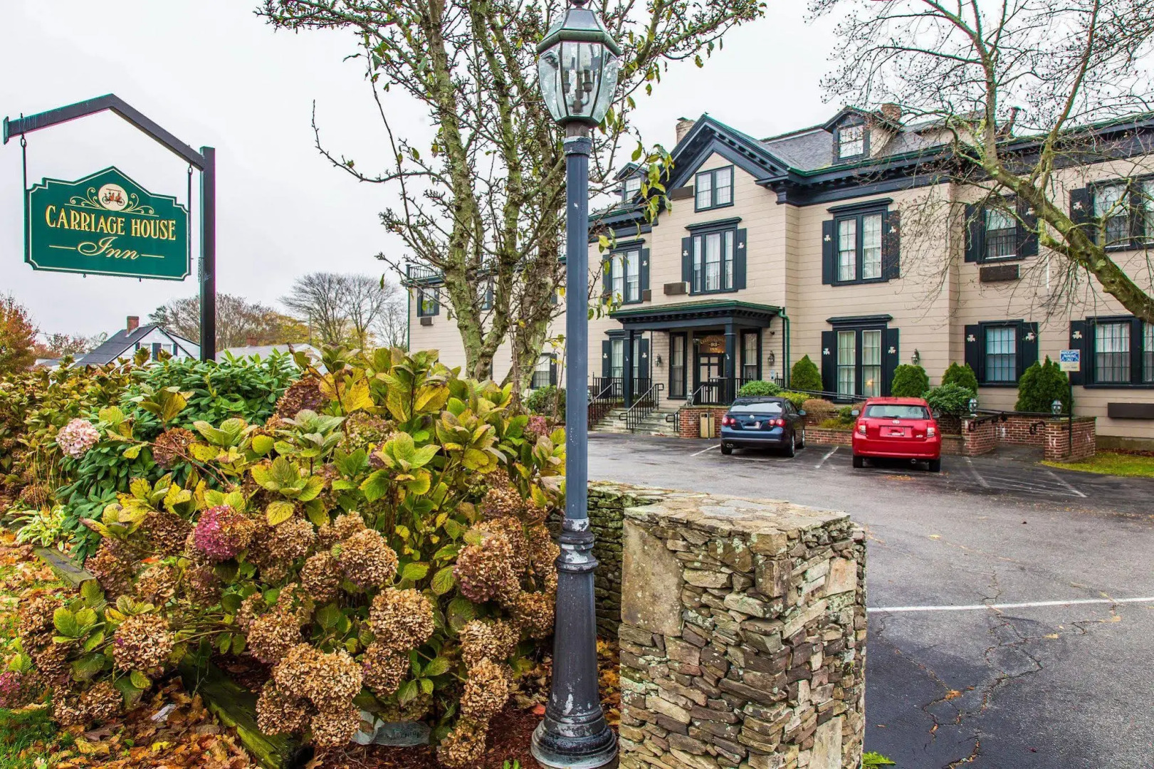 The Carriage House Inn Newport