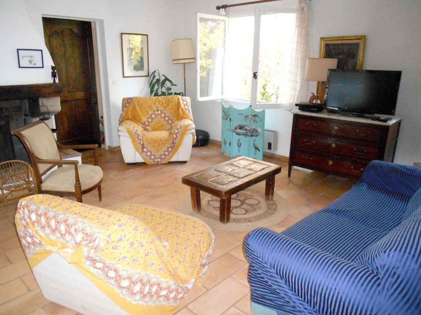 Villa With 6 Bedrooms in Saint-paul-en-forêt, With Wonderful Mountain View, Private Pool and Furnished Garden