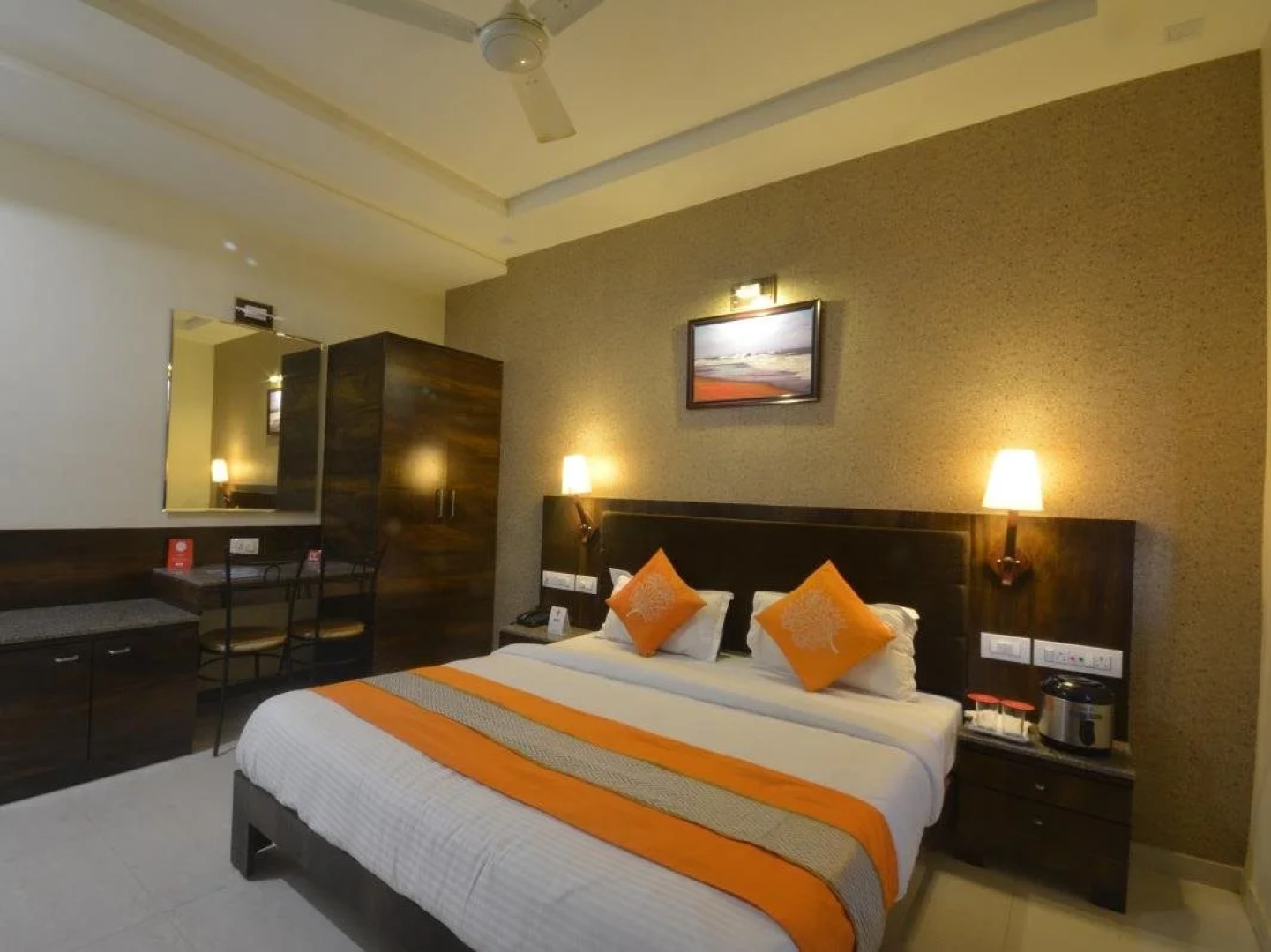 Hotel Radhe