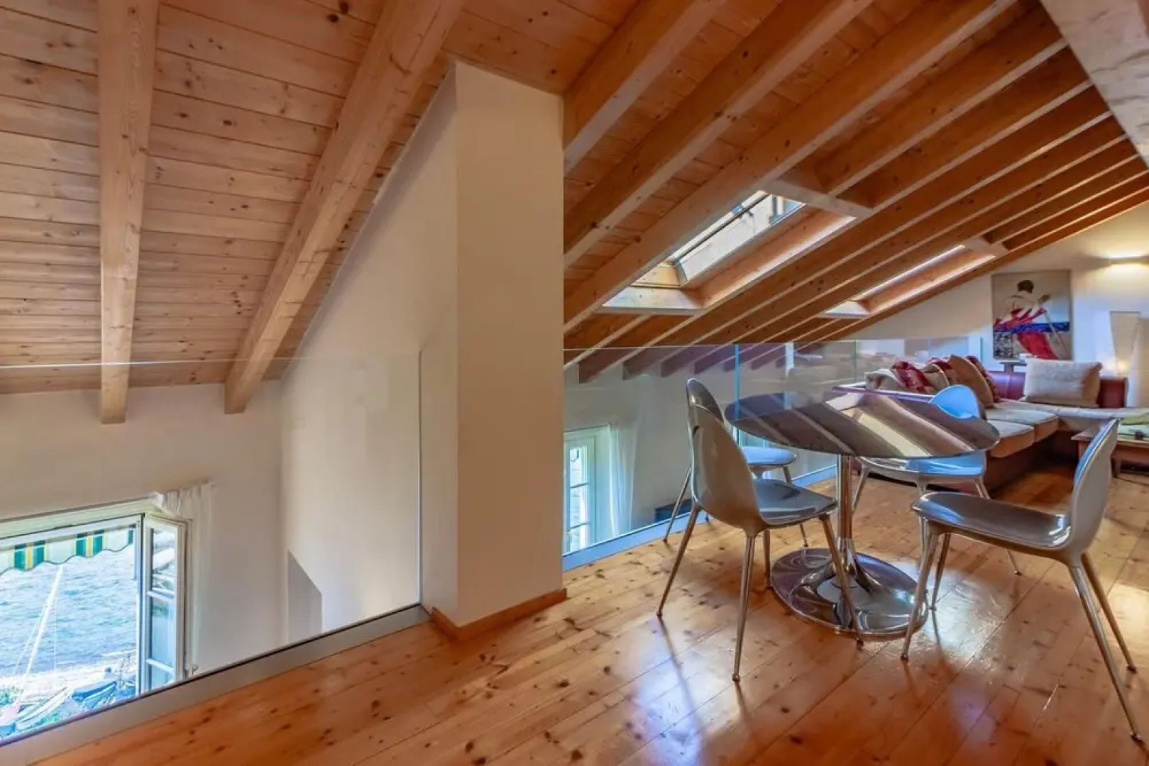 Easy Welcome Aglaia Luxury Lake View Apartment