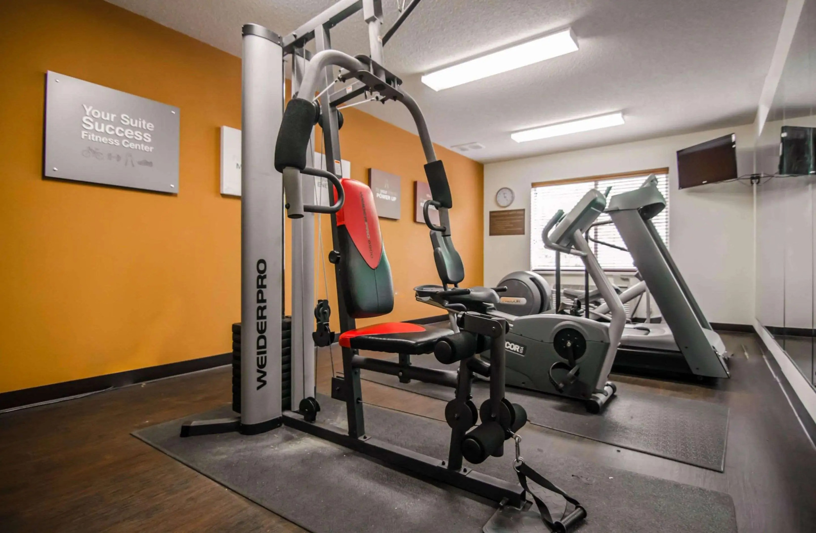 Quality Suites St. Joseph