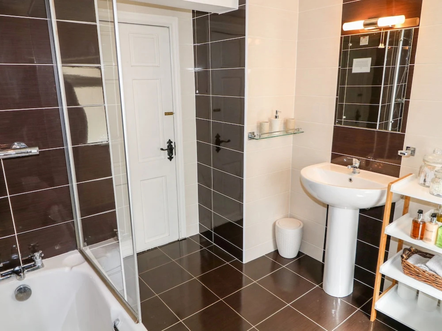 Whispering Willows - The Bungalow