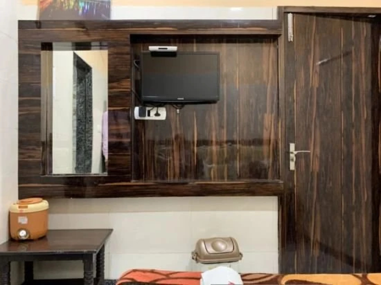 Hotel Harsh by OYO Rooms