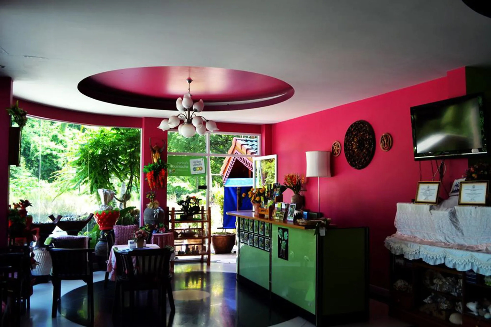 Sairougn Seaview Hotel