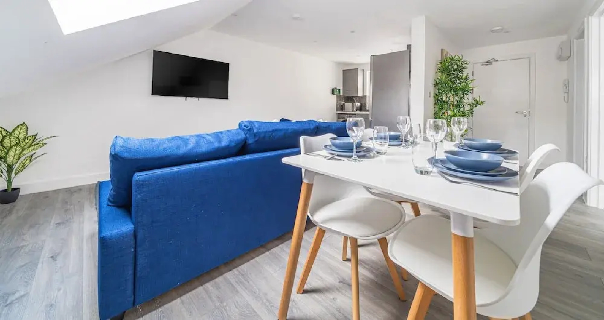 Modern Town Center Apartments Aldershot